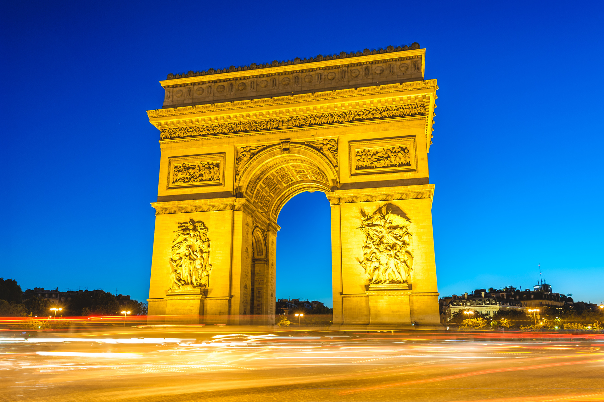 Night Scene Of Arc De Triomphe The Most Famous Monuments In
